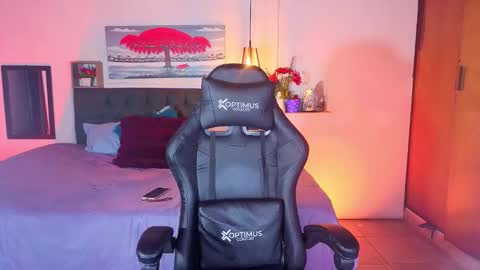 DULCE online show from March 16, 7:40 pm