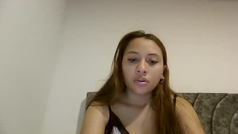 Snapshot of dulce_girls chatting on March 13, 12:17 am Dulce online show from March 13, 12:17 am