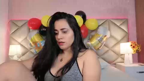 Snapshot of dulce_hiil_ chatting on September 24, 8:23 pm Monday 5-2 am From Tuesday to Friday5-1 am Colombia time online show from September 24, 8:23 pm