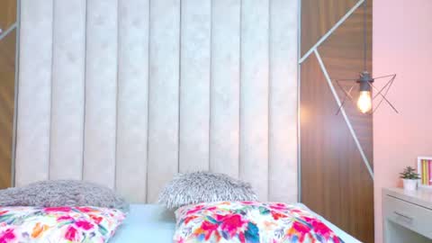 Snapshot of dulce_holy chatting on July 6, 1:13 am DULCE HOLY online show from July 6, 1:13 am