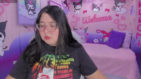 Dulce  online show from May 12, 11:51 am