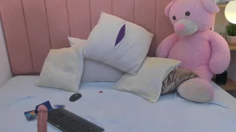 Dulce Morbida online show from December 21, 5:20 pm