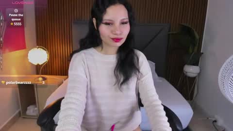 Snapshot of dulce_natyy chatting on January 11, 2:09 am N A T Y online show from January 11, 2:09 am