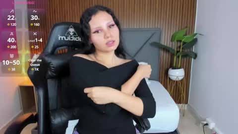 Snapshot of dulce_natyy chatting on February 13, 2:12 am N A T Y online show from February 13, 2:12 am