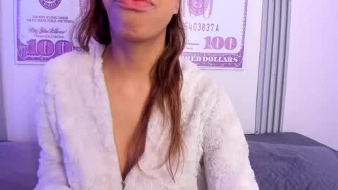 Snapshot of dulce_quintana chatting on October 27, 12:20 pm dulce_quintana online show from October 27, 12:20 pm