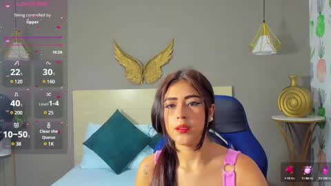 V I C T O R I A online show from February 24, 12:37 pm