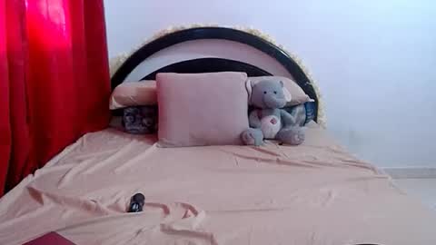 dulce_xiara online show from May 5, 11:29 am