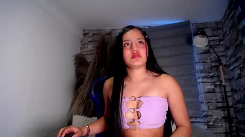 Snapshot of dulceamara_vg chatting on May 23, 11:36 am Amara online show from May 23, 11:36 am