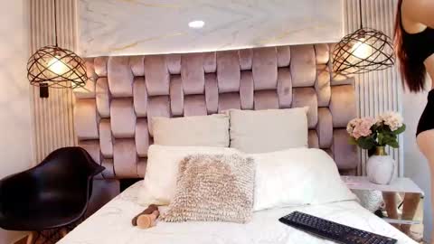 Snapshot of dulceestrella_ chatting on January 9, 12:19 pm Dulce online show from January 9, 12:19 pm