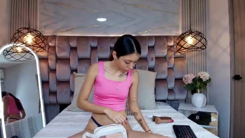 Snapshot of dulceestrella_ chatting on January 14, 12:55 pm Dulce online show from January 14, 12:55 pm