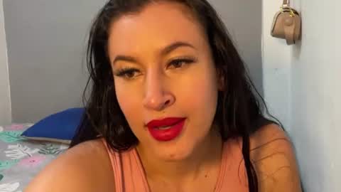 dulceizzy online show from April 4, 11:57 pm