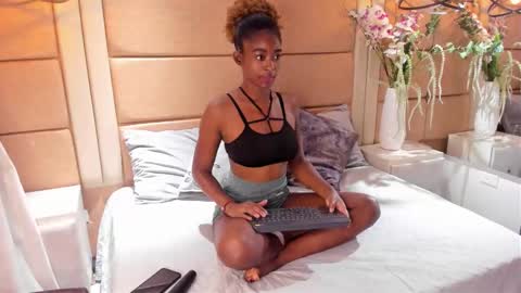 Dulce online show from April 2, 12:36 pm