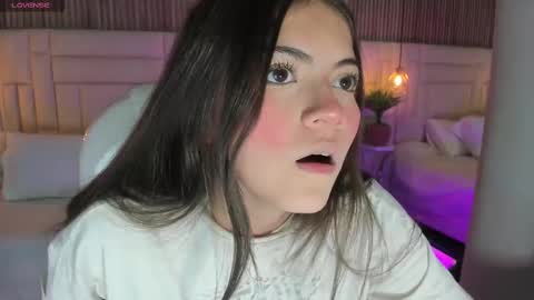 dulcevela online show from October 1, 10:49 pm