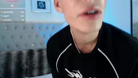 Snapshot of dulcey_ chatting on September 14, 9:19 am Dulcey online show from September 14, 9:19 am