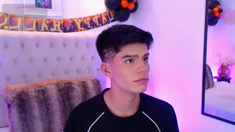 Snapshot of dulcey_ chatting on October 13, 8:58 am Dulcey online show from October 13, 8:58 am