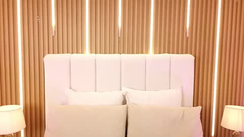 Snapshot of dulcey_ chatting on February 22, 5:40 am Dulcey online show from February 22, 5:40 am