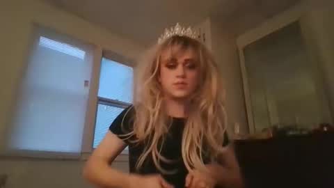 Buffy Glimmers online show from January 10, 9:41 pm