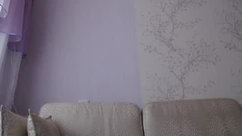 Snapshot of dulcieheath chatting on February 25, 1:06 pm dulcieheath online show from February 25, 1:06 pm