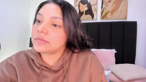 Dulce online show from April 2, 7:33 pm