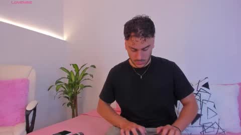 duonfire online show from December 3, 4:09 am