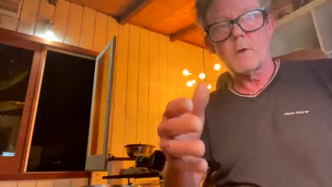 Snapshot of durakbrina chatting on September 27, 3:33 am Durakbrina online show from September 27, 3:33 am