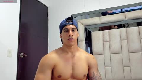 Snapshot of duran_dhikol1 chatting on February 11, 5:16 am duran_dhikol1 online show from February 11, 5:16 am