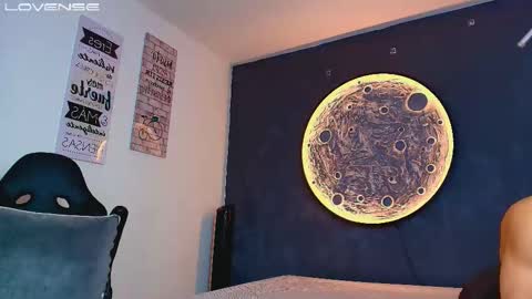 duran_dhikol1 online show from March 10, 5:01 am