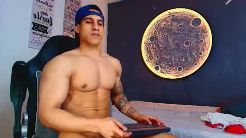 duran_dhikol1 online show from March 14, 5:35 am