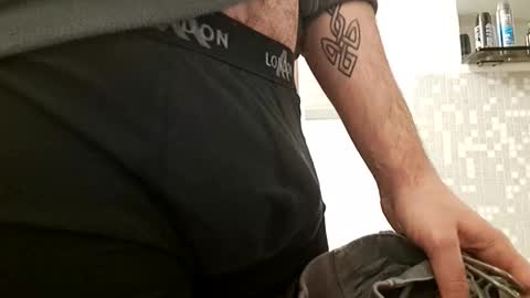 Snapshot of durocostante chatting on March 11, 5:35 am Duro per te.... Hard for U online show from March 11, 5:35 am