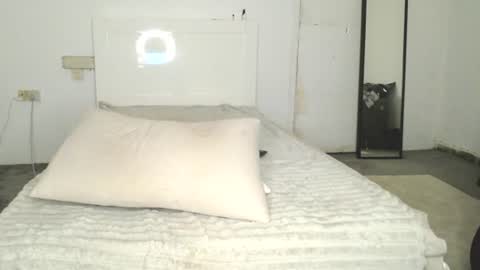 Snapshot of durtysexyy chatting on July 14, 10:37 pm durtysexyy online show from July 14, 10:37 pm