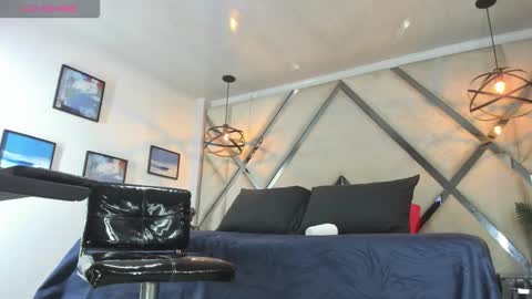 DUSAN  GREY online show from February 4, 4:07 am