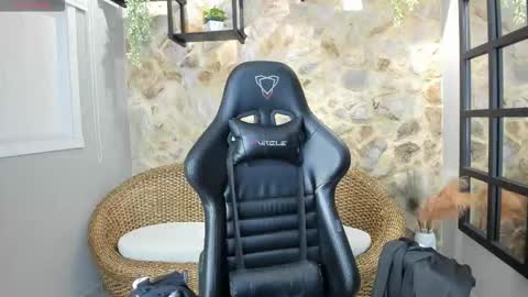 Snapshot of duskybeautyy chatting on November 13, 11:20 am duskybeautyy online show from November 13, 11:20 am