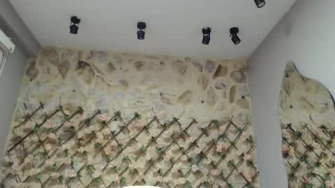 Snapshot of duskybeautyy chatting on February 1, 2:15 pm duskybeautyy online show from February 1, 2:15 pm