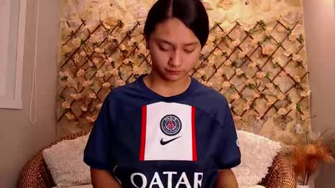 Snapshot of duskybeautyy chatting on February 3, 11:37 am duskybeautyy online show from February 3, 11:37 am