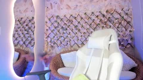 duskybeautyy online show from March 20, 2:44 pm