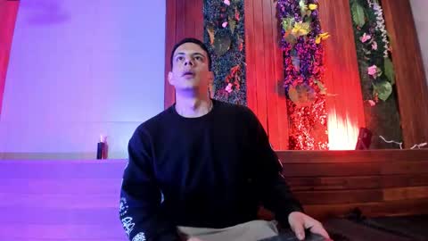 Dustin Sonne online show from February 2, 3:27 am