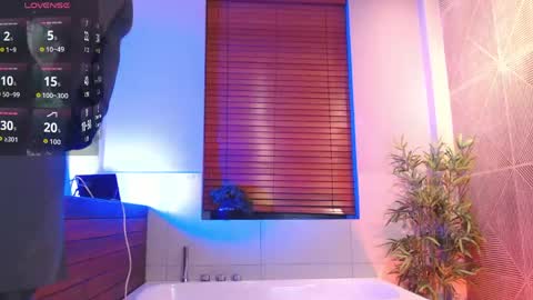 Dustin Sonne online show from May 17, 3:37 am