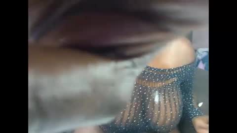 Snapshot of dustydarkfur chatting on December 6, 12:02 am Bebe online show from December 6, 12:02 am