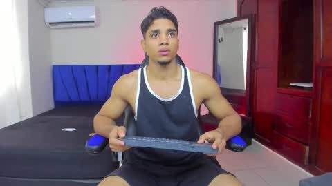 DUSTYN MICHELLE online show from March 23, 1:59 pm