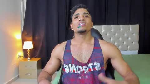 DUSTYN MICHELLE online show from April 6, 8:21 pm