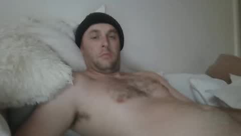 dustyroy09 online show from May 15, 6:20 am