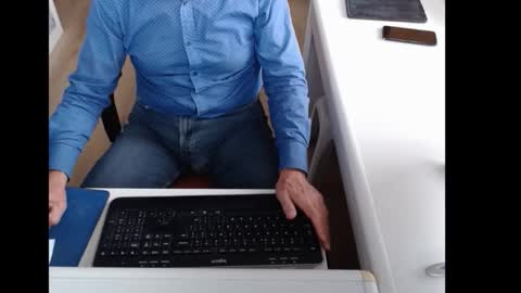 dutchpornking2 online show from September 25, 7:34 am