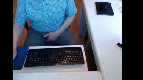 dutchpornking2 online show from May 9, 6:29 am