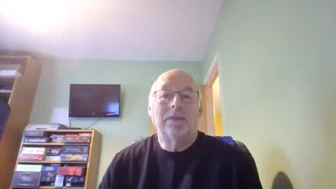 Snapshot of dutchunclejohn chatting on November 24, 9:42 am DutchUncleJohn online show from November 24, 9:42 am