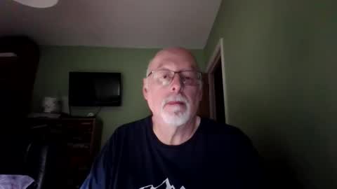 Snapshot of dutchunclejohn chatting on March 23, 10:47 pm DutchUncleJohn online show from March 23, 10:47 pm