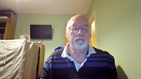 Snapshot of dutchunclejohn chatting on April 5, 8:17 pm DutchUncleJohn online show from April 5, 8:17 pm