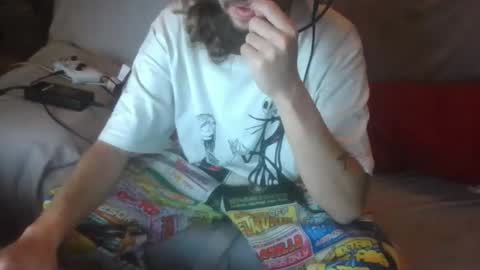 Snapshot of dv3nd3 chatting on November 5, 6:08 pm dv3nd3 online show from November 5, 6:08 pm