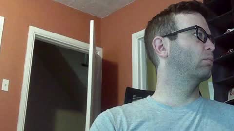 dweav240 online show from May 11, 1:28 pm