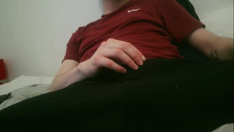 Snapshot of dy22__ chatting on February 21, 8:38 pm dy22__ online show from February 21, 8:38 pm