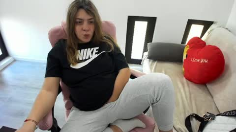 dayana online show from April 26, 5:16 am
